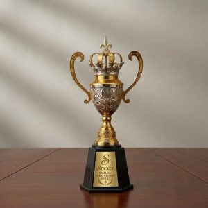 Regal Crown Prestige Trophy - TR57